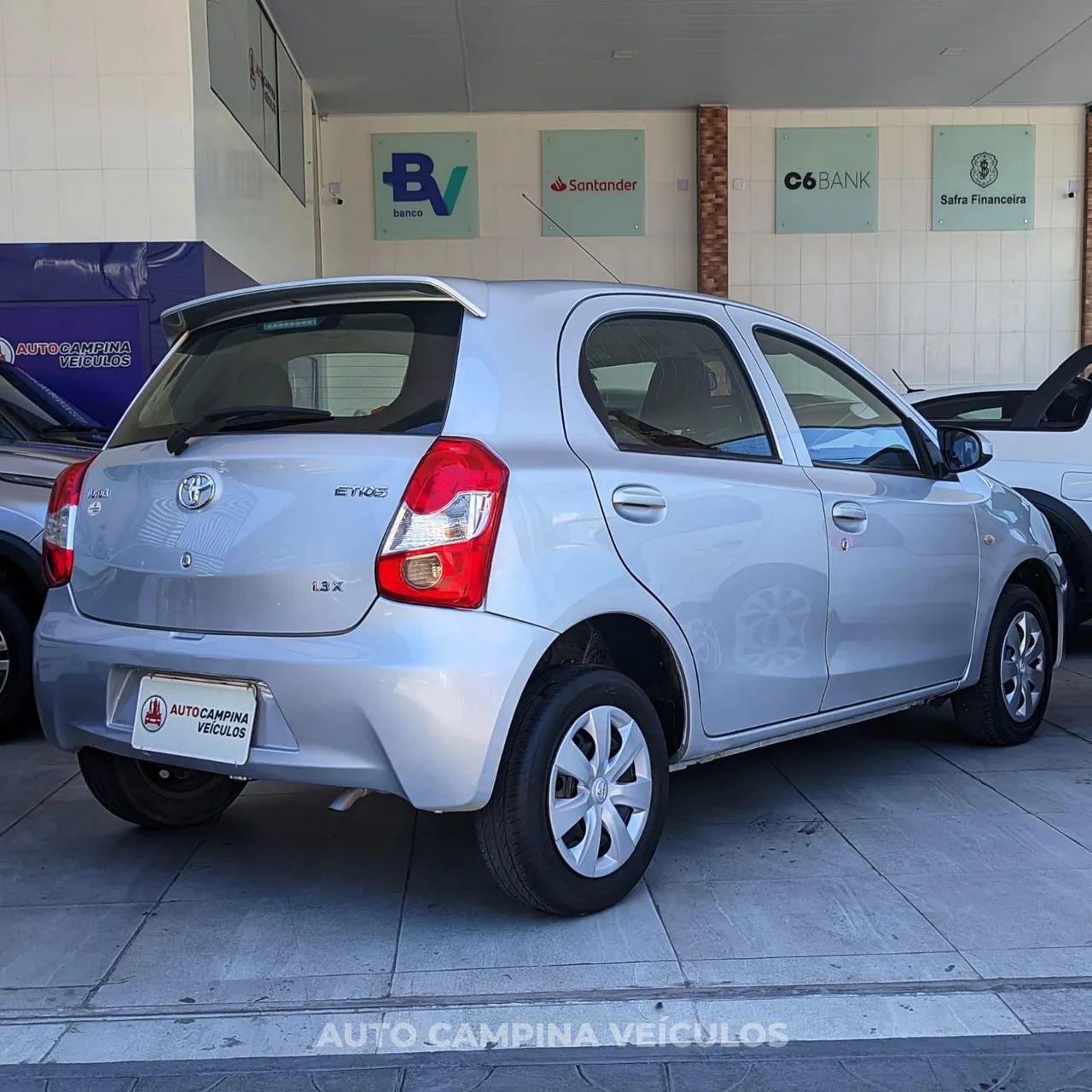 Toyota Etios X 1.3 Flex MEC. 2015/2016 - Foto 3