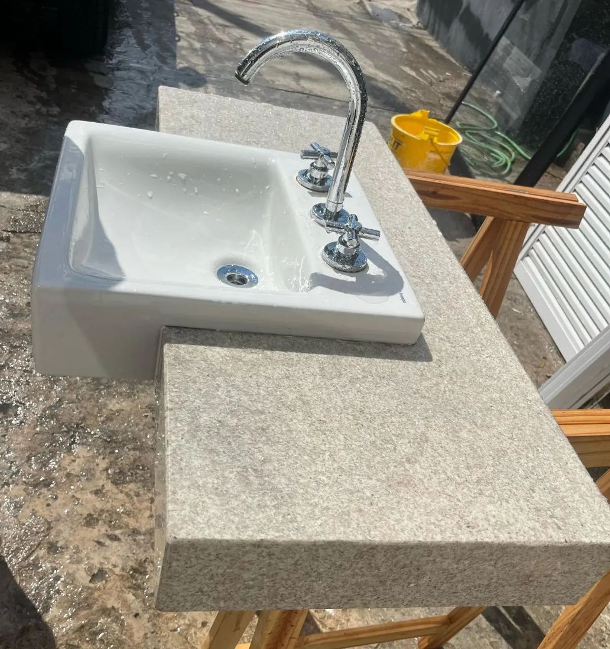 Pia de banheiro itaunas 