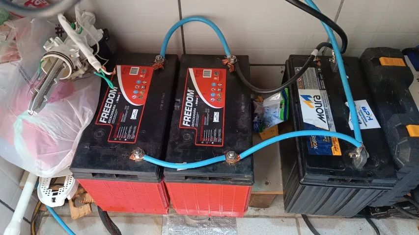 sistema offgrid, controlador, inversor e chave de transferencia + 03 baterias - Foto 2
