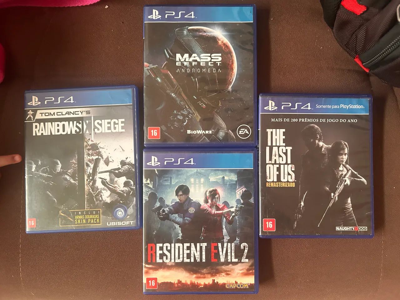 PlayStation 4 PRO 1TB + jogos - Foto 3