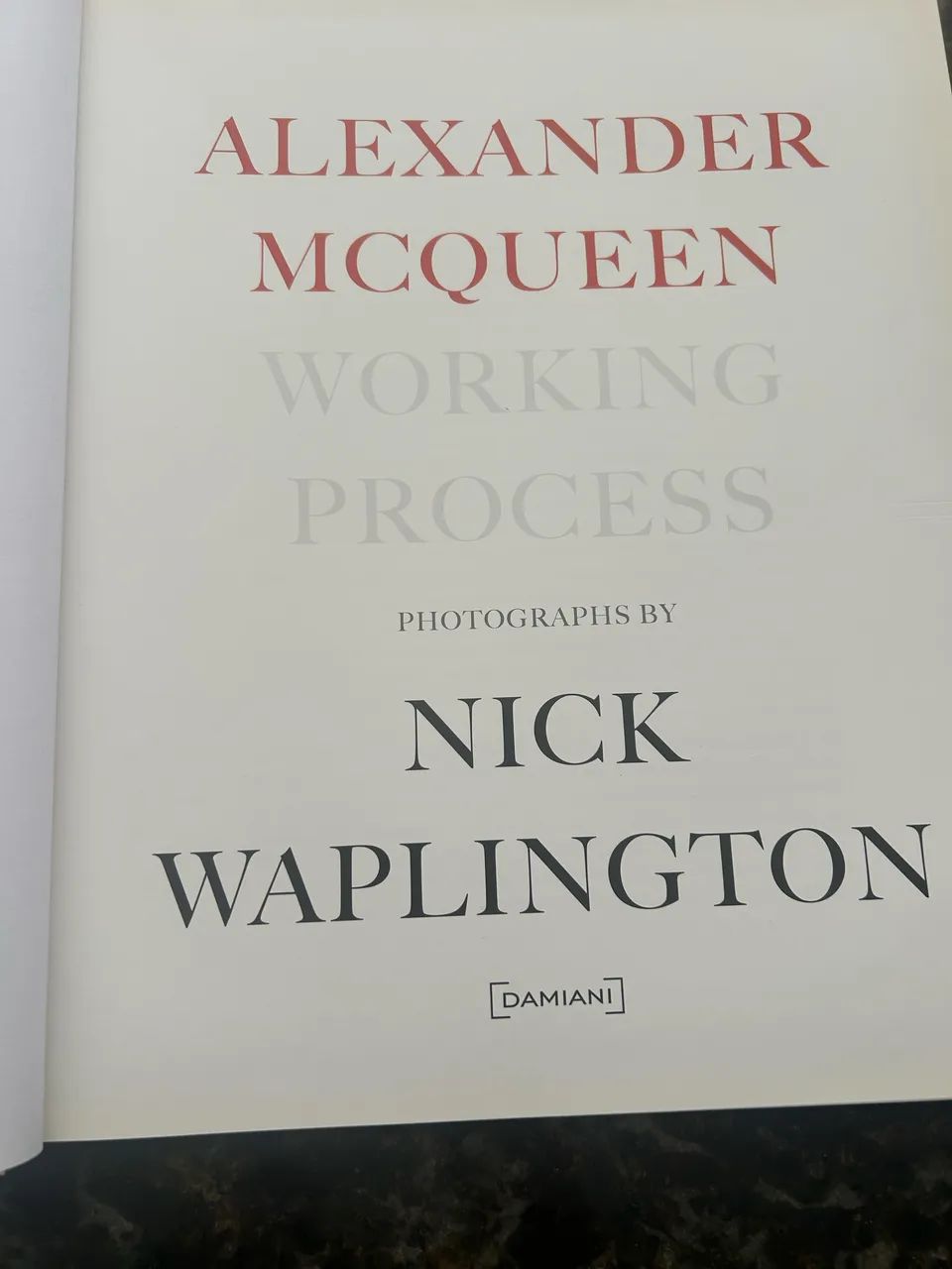 洋書 ALEXANDER McQUEEN WORKING PROCESS Alexander McQueen: Working