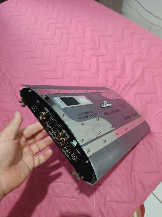 Amplificador B.Buster BB-2400GL 2400 Watts,,,$400,00 - Foto 2