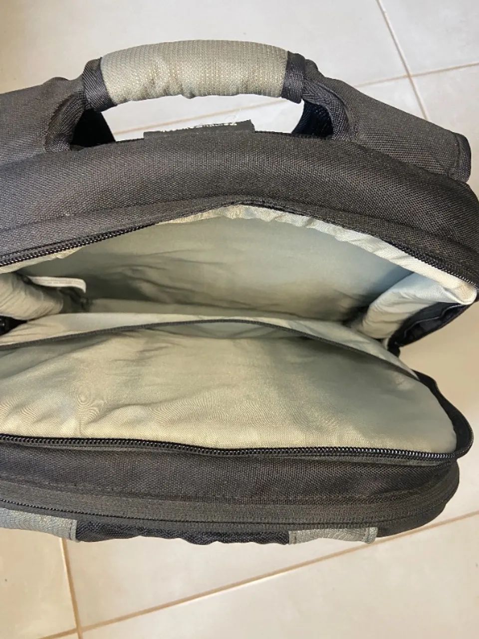 Mochila Lowepro CompuDaypack Para Câmeras, DSLR, Laptop, Lentes - Foto 5