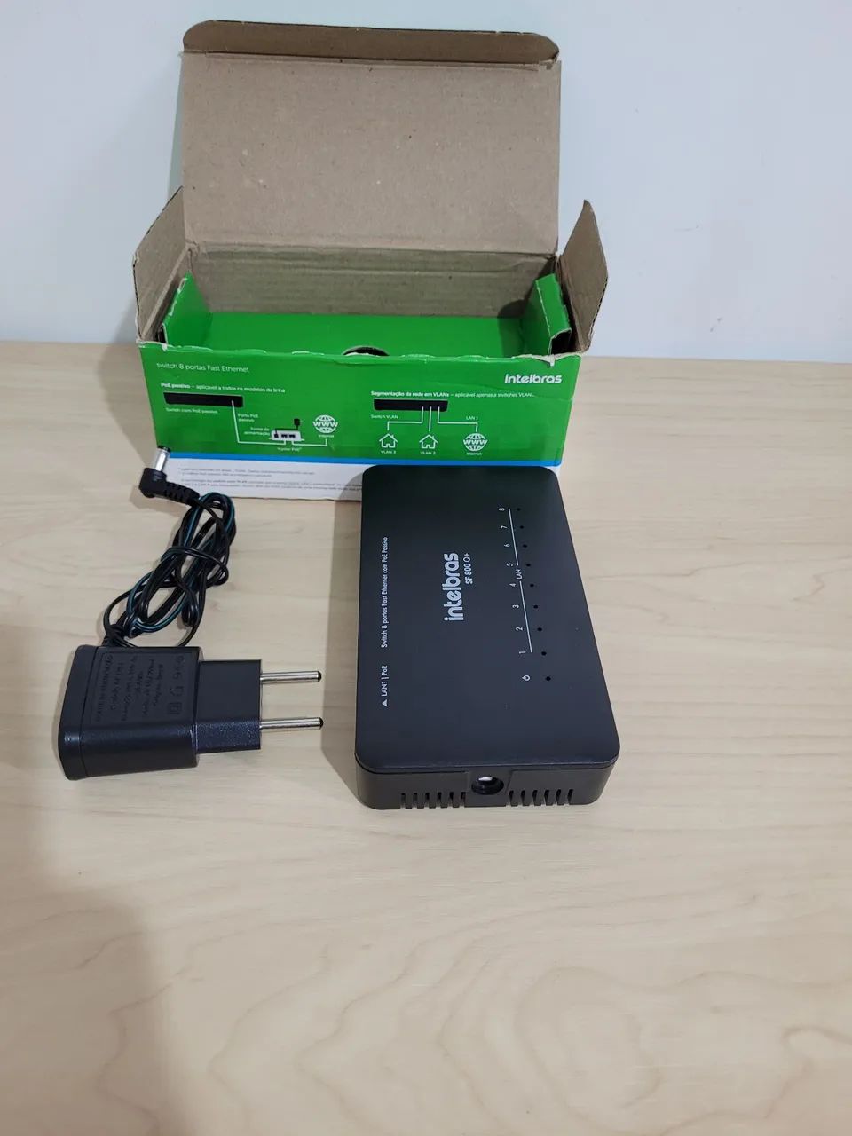 Switch 8 Portas Fast Ethernet Intelbras SF 800 Q+ - Foto 3