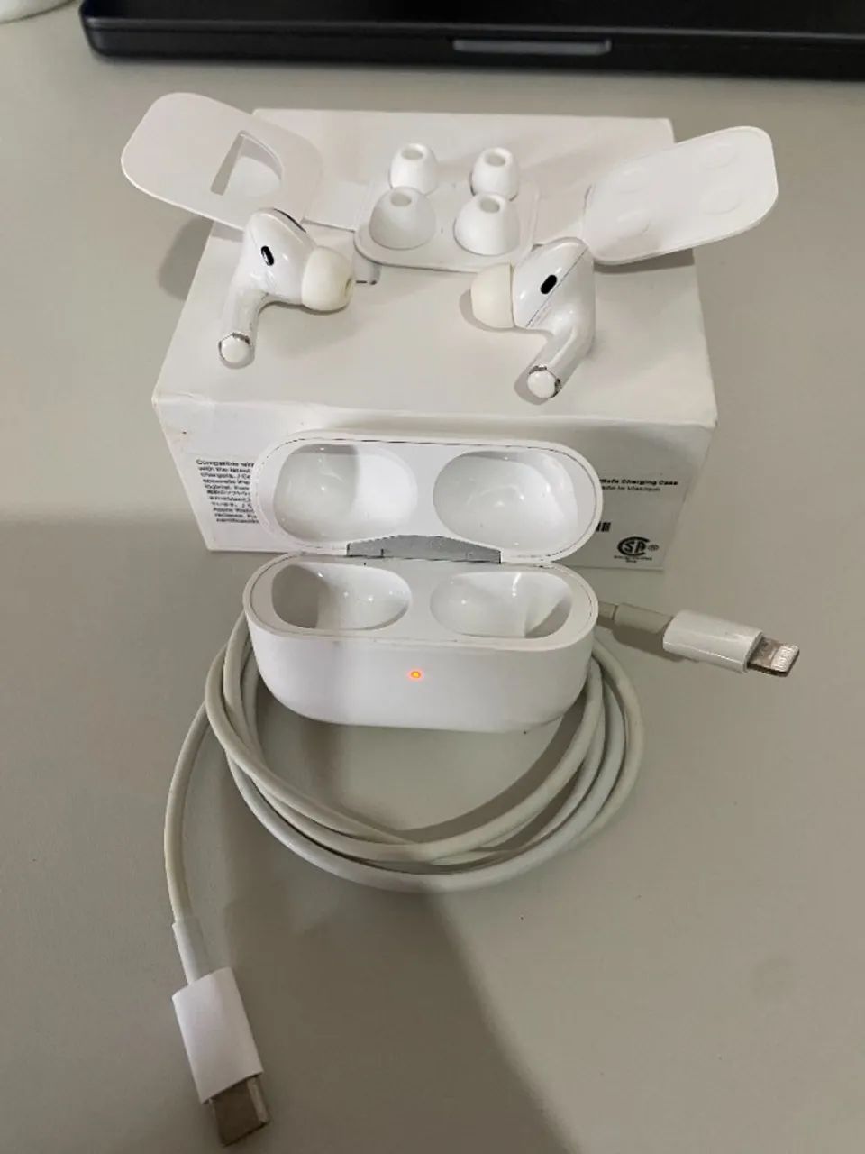 Apple AirPods Pro 1º Geração Original + Caixa + Cabo original