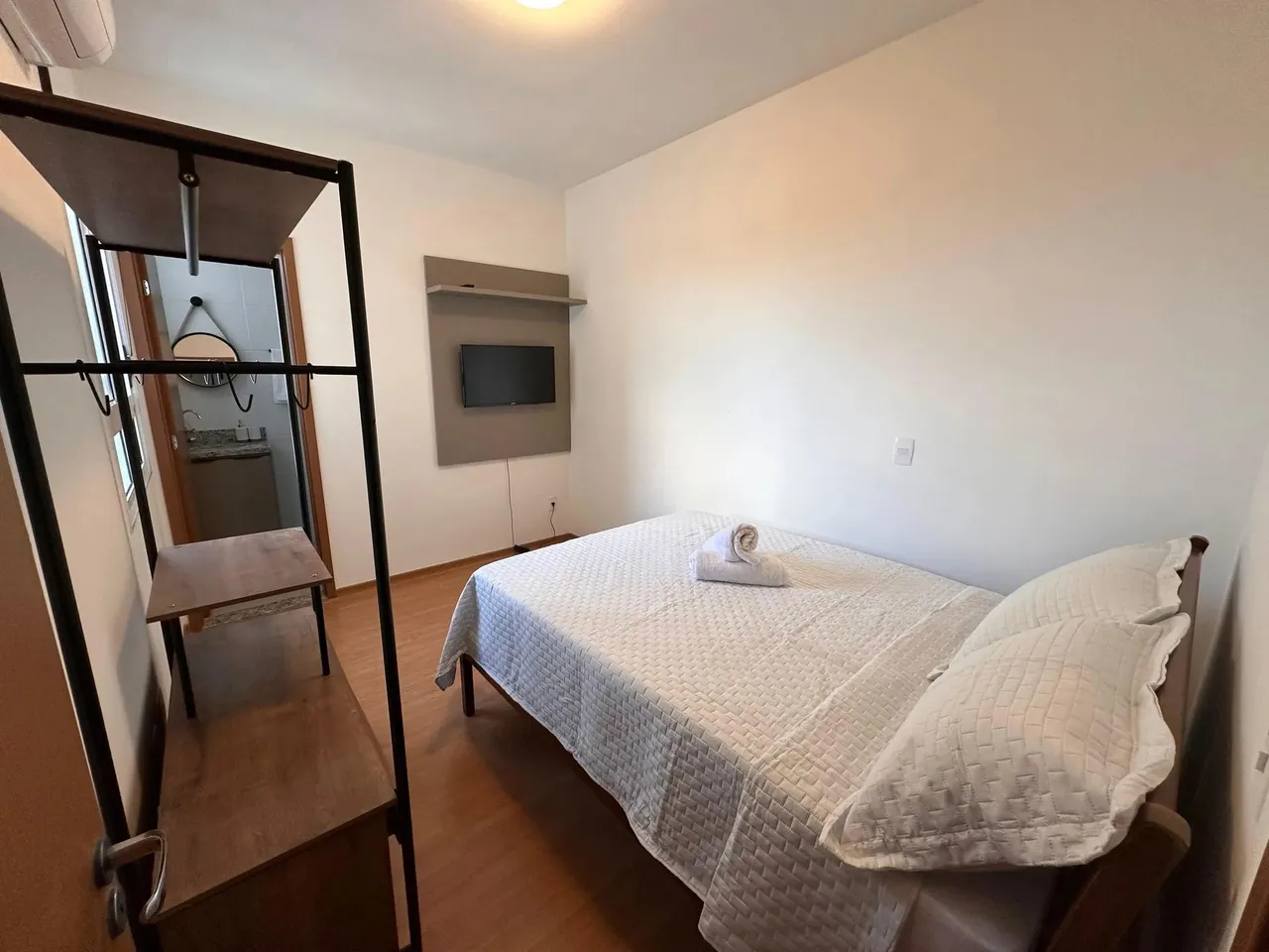 Imóvel para aluguel tem 60 metros quadrados com 2 quartos em Ponta de Campina - Cabedelo -