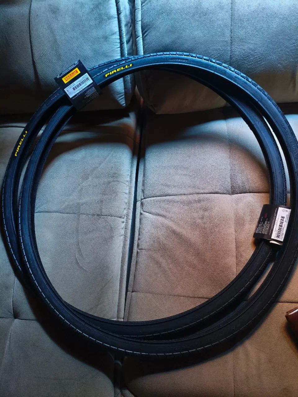 Pneu Pirelli para bicicleta - Foto 3