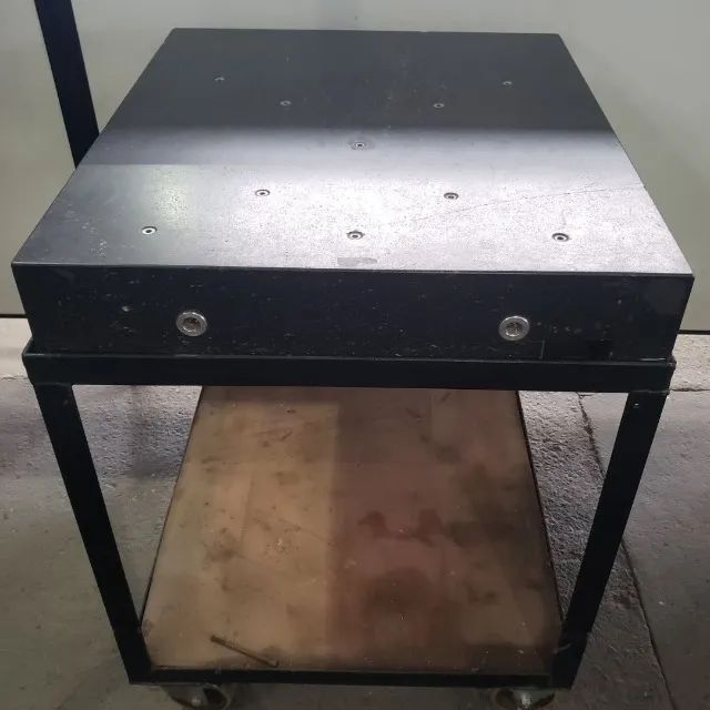 Desempeno de Granito 850x750x150 Com Base/suporte