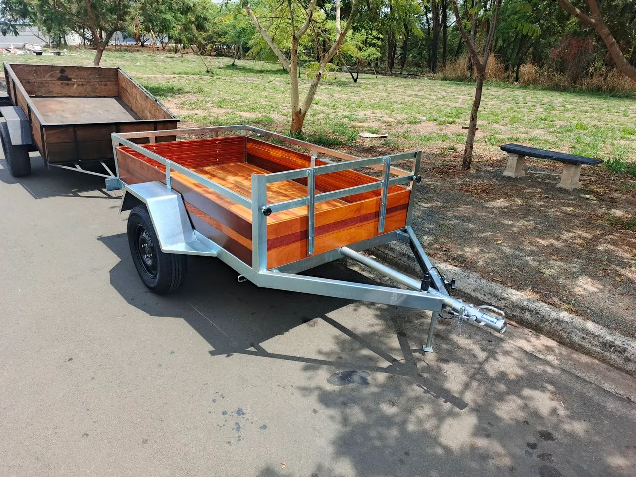 Carretinha zero km 1.20 x 2 metros 