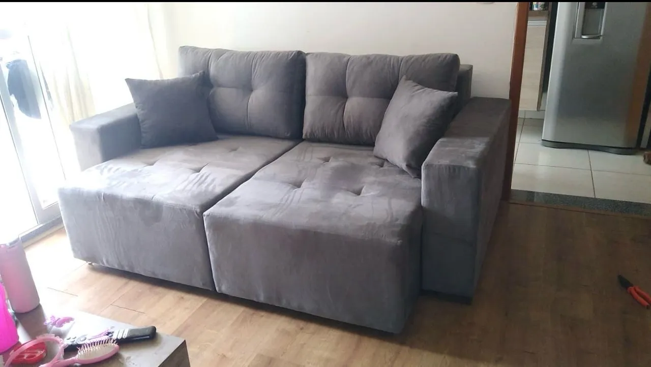 Sofá confortável e moderno