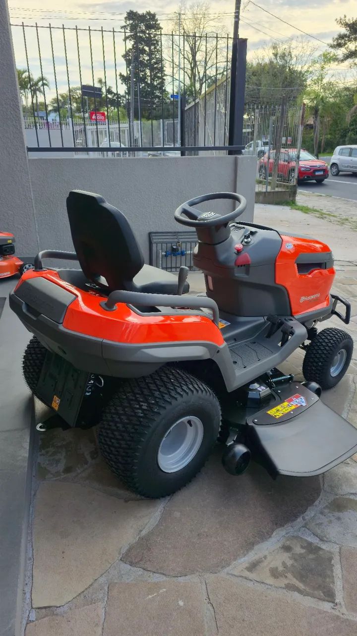 Trator Cortador de Grama TS219TFM Husqvarna  - Foto 6