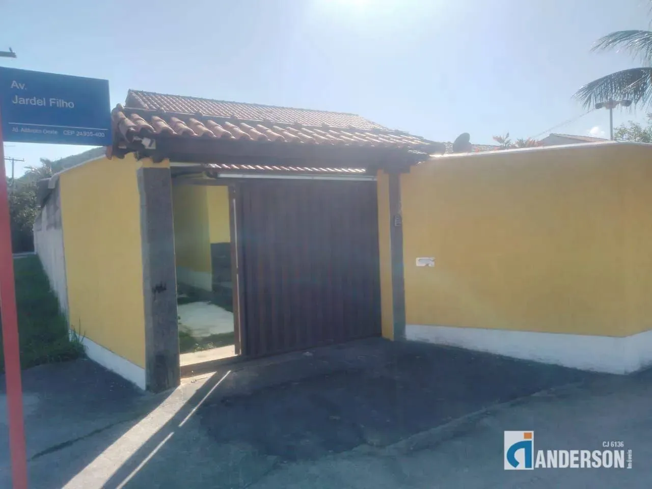 Casa com 3 dormitórios para alugar por R$ 2.400,00/mês - Itaipuaçu - Maricá/RJ