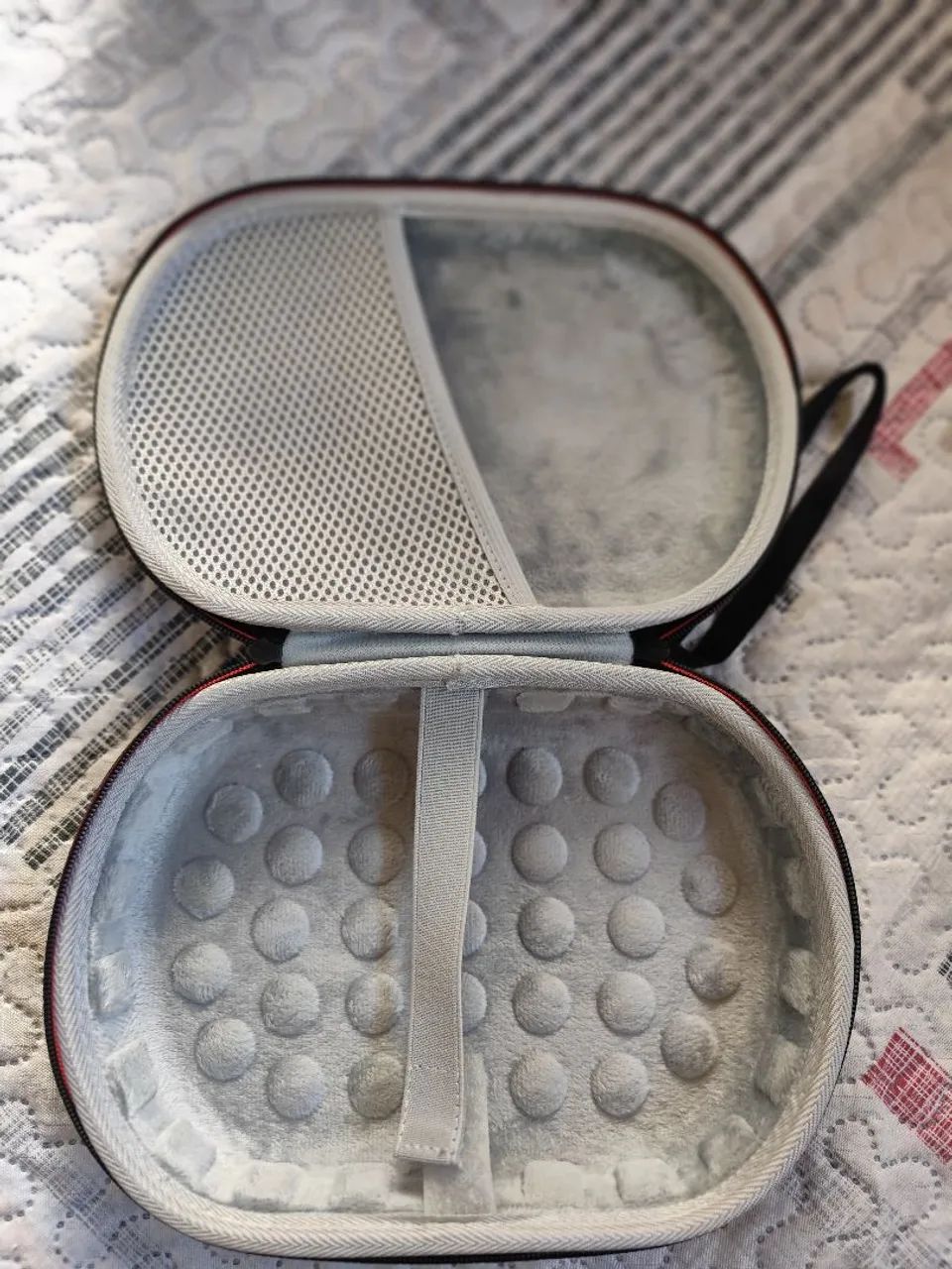 Fone de ouvido JBL original Tune 770nc - Foto 4