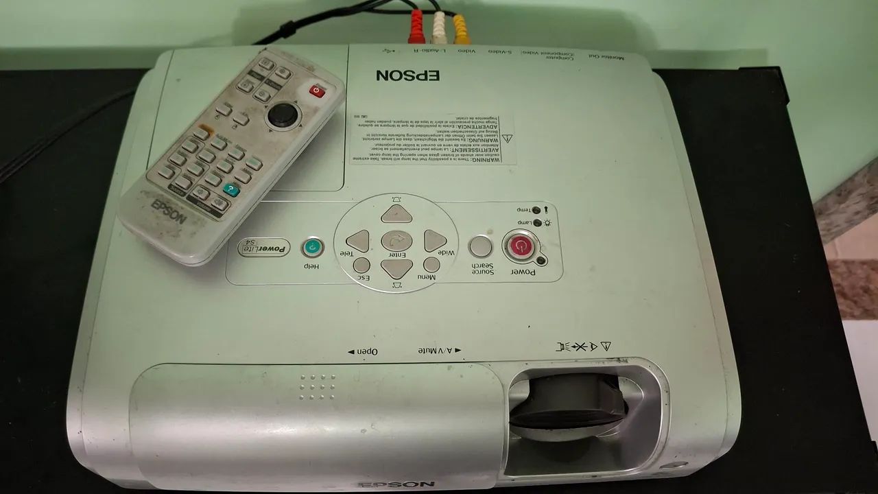 Vendo projetor EPSON EMP-S4 - Foto 2