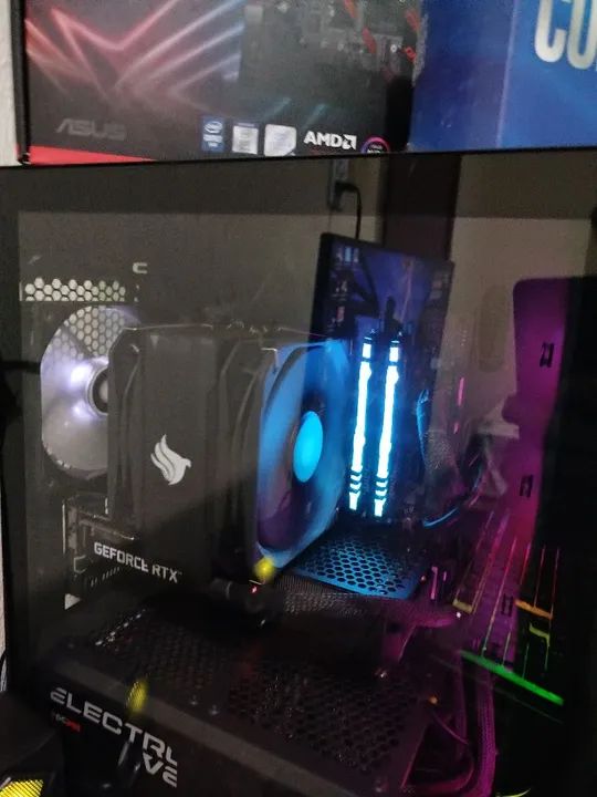 Placa mãe Asus Rog Strix+ I7 10700 - Foto 2