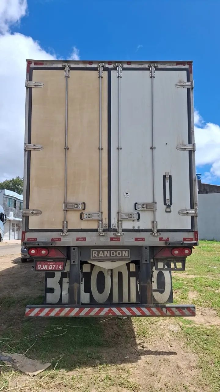Vende-se carreta baú frigorífico Randon - 2019 - Foto 3