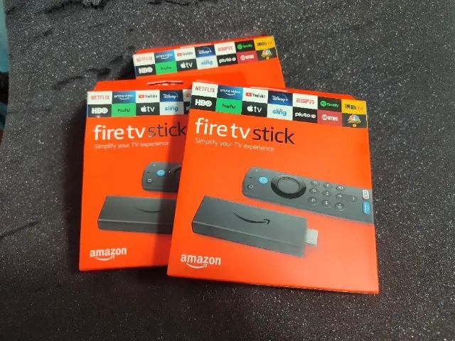 Fire TV Stick 3 geração de voz Full HD 8GB preto lacrado