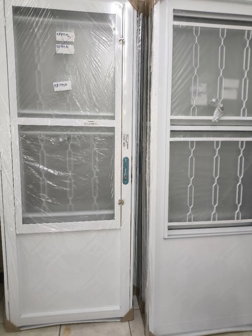 Porta Aço reforçada C/Postigo R$699,00un Pix 