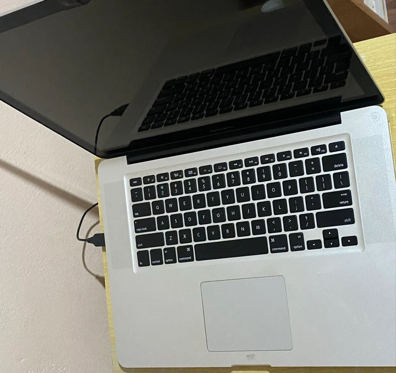macbook pro 2010 15