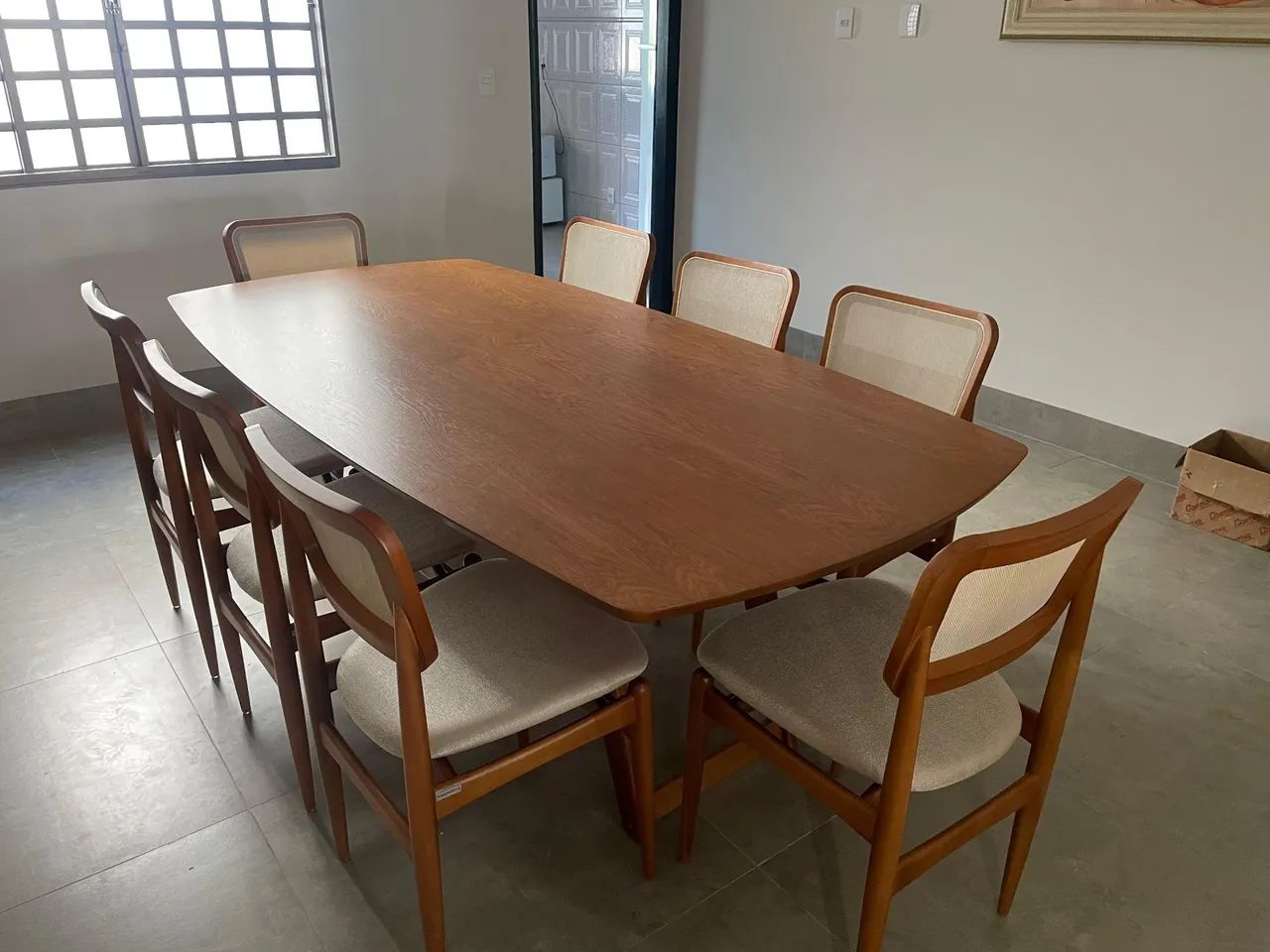 Mesa de Jantar de Madeira Maciça 8 cadeiras super resistente  - Foto 4