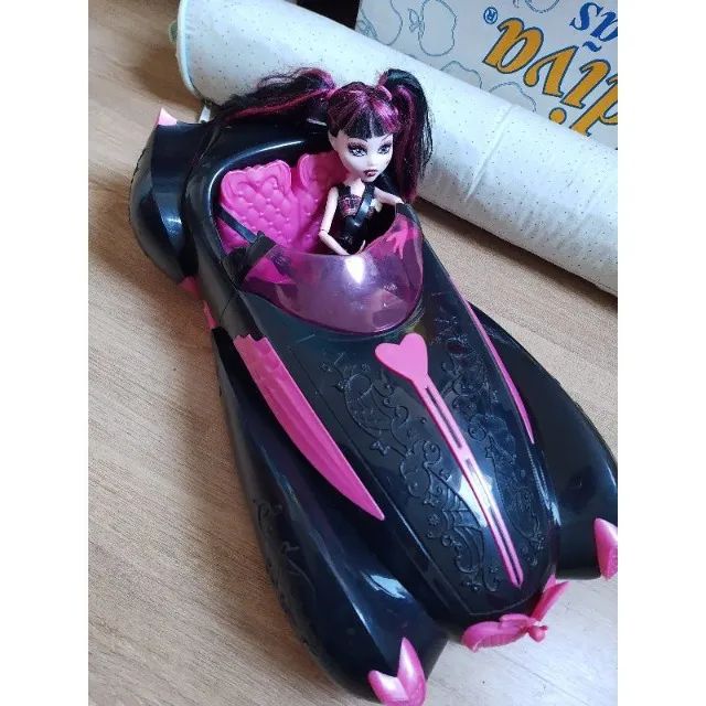monster high carro da draculaura