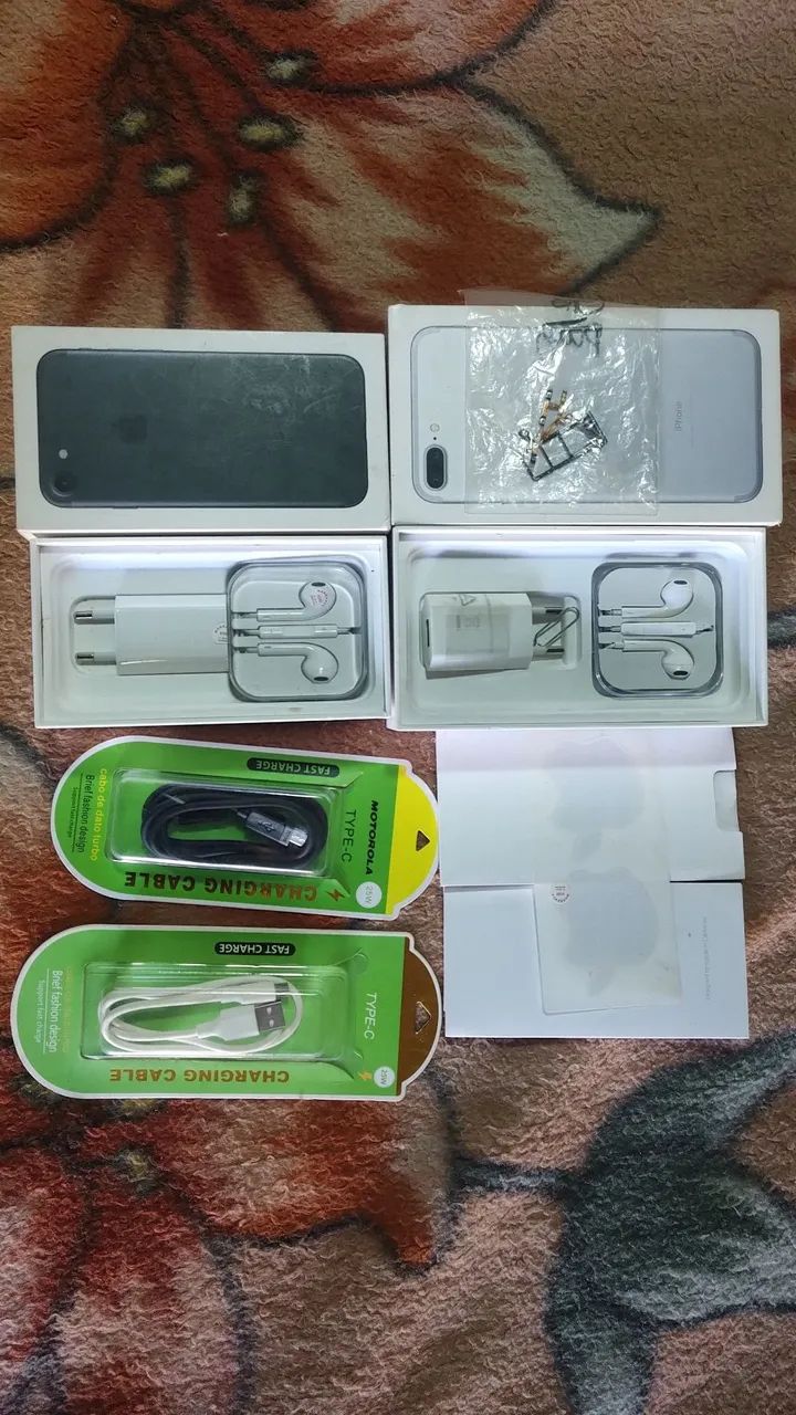 Caixas completas + cabo do iPhone 7g preto e 7 Plus prata