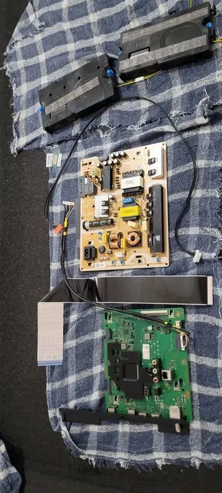 Peças para TV - Placas e Cabos Samsung 65" crystal