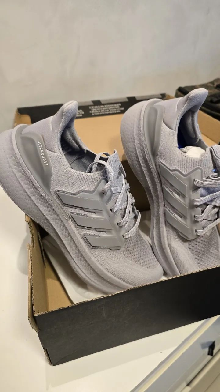 Adidas Ultraboost 40br Novo na caixa - Foto 2