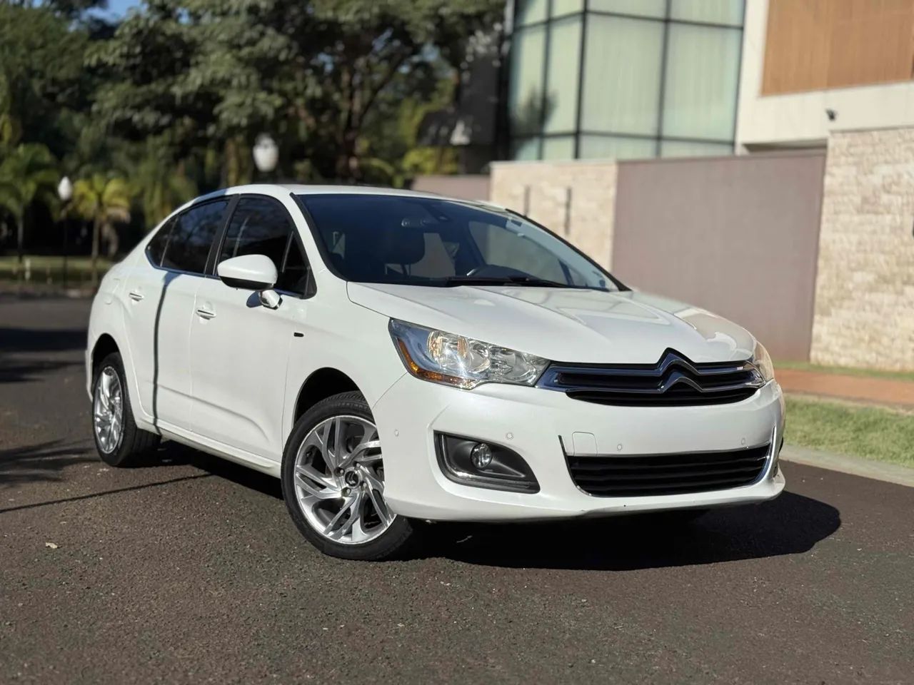 Citroen C4 lounge 2015 1.6 exclusive 16v turbo flex 4p automático