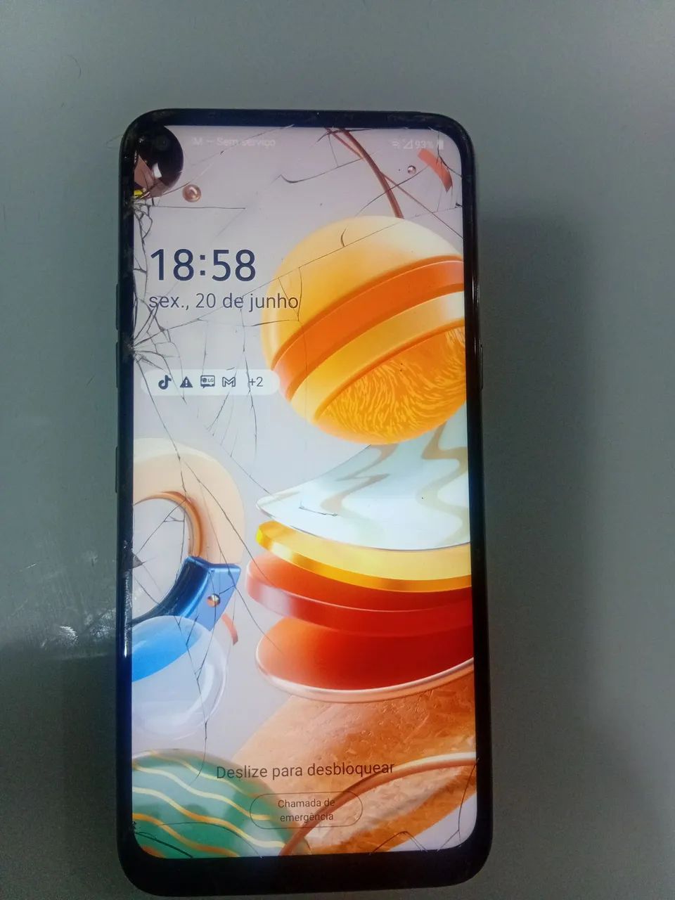 Celular LG funciona perfeitamente só estar com a tela trincada 