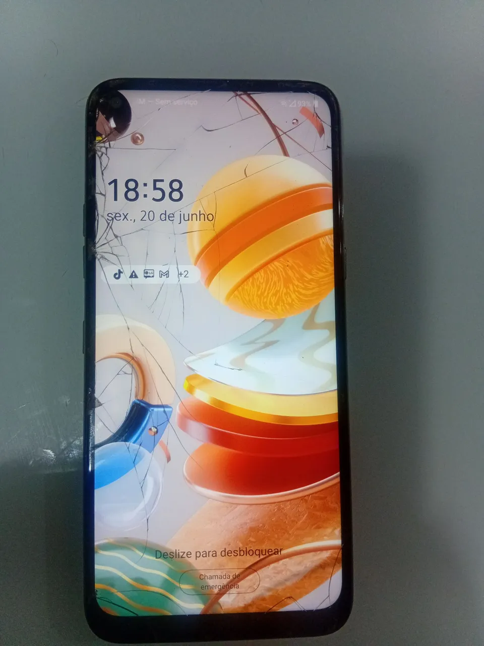 Celular LG funciona perfeitamente só estar com a tela trincada