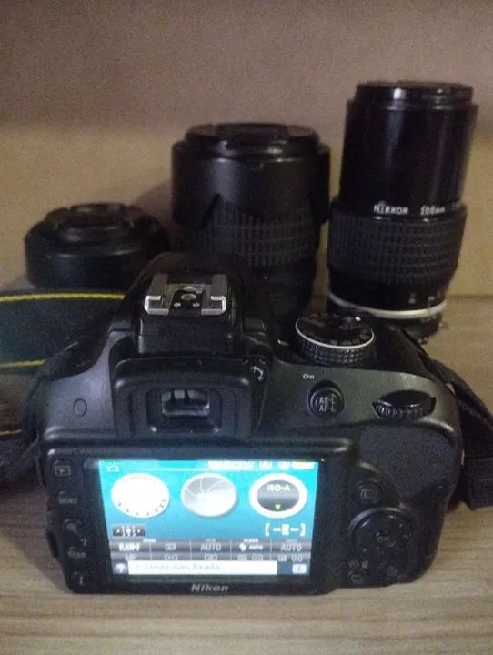 Câmera DSLR Nikon D3300 com Lentes, inclui 2 baterias e carregador. - Foto 6