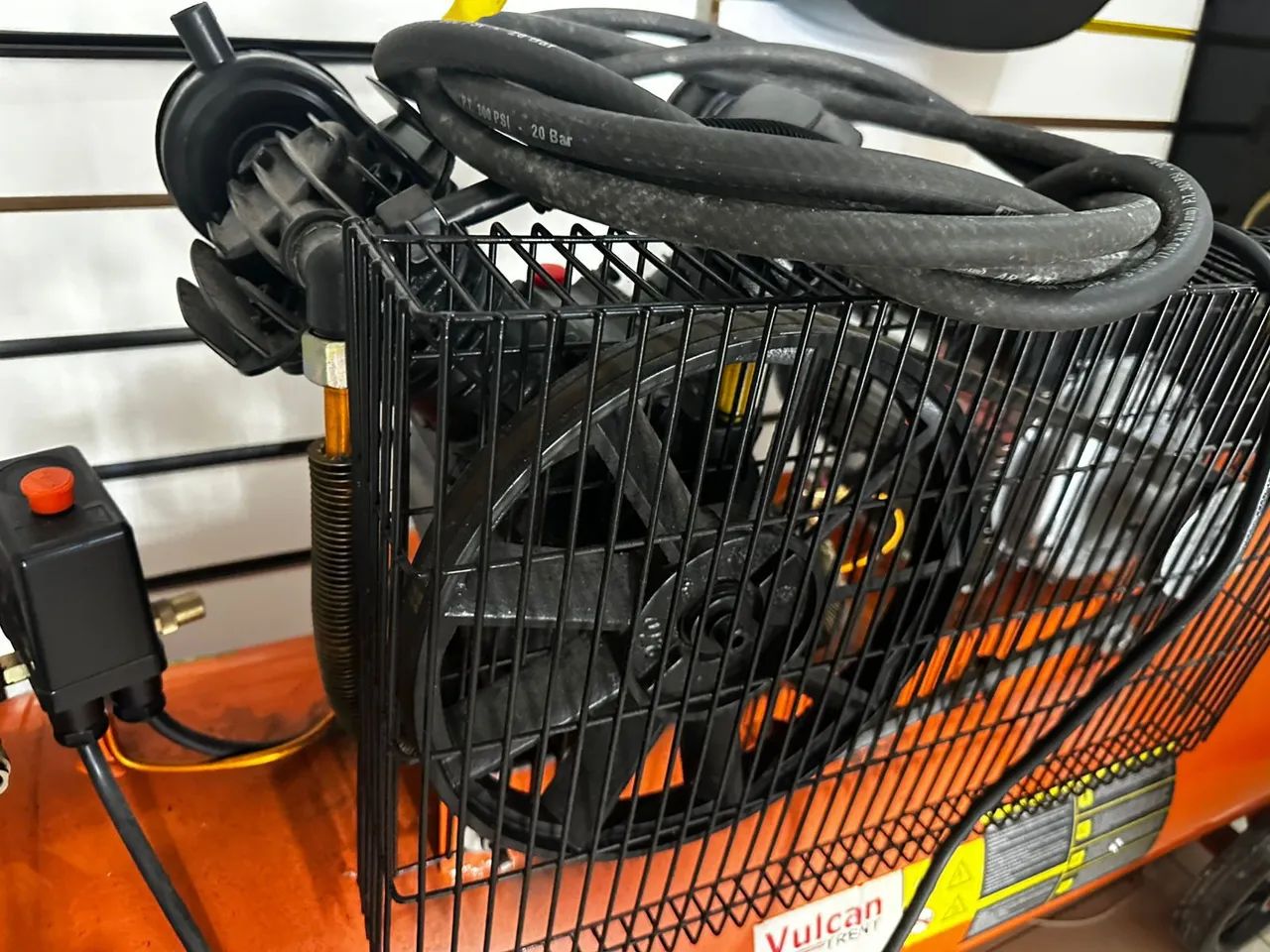 Compressor monofasio semi-novo - Foto 4