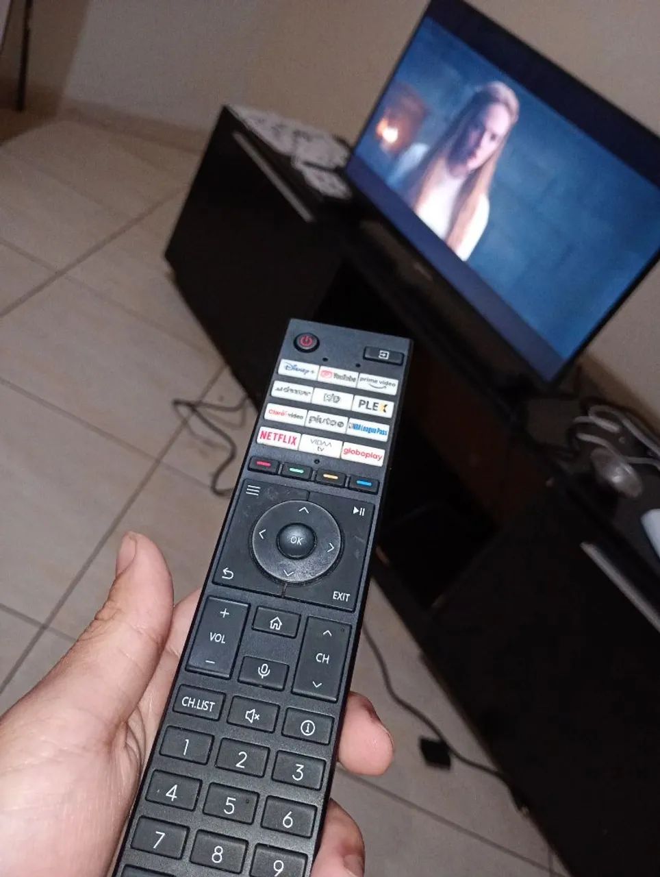 TV LED 4K Smart - 32 Toshiba  - Foto 2