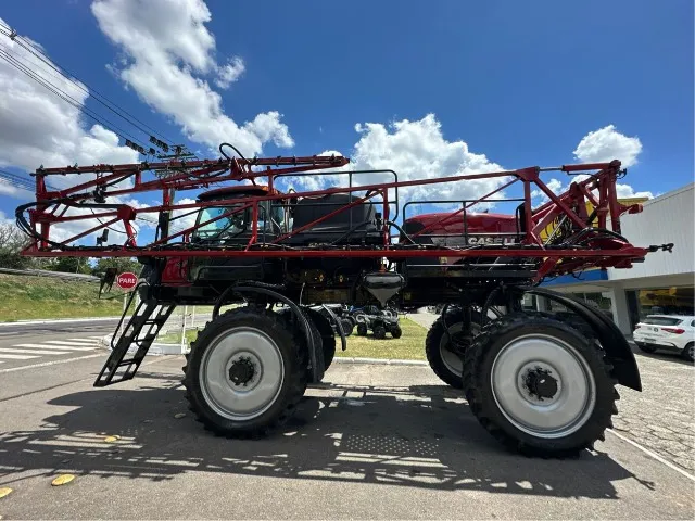 Pulverizador Case IH Patriot 250