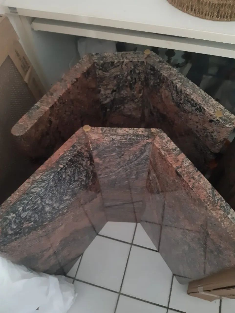 BASE DE MESA EM GRANITO