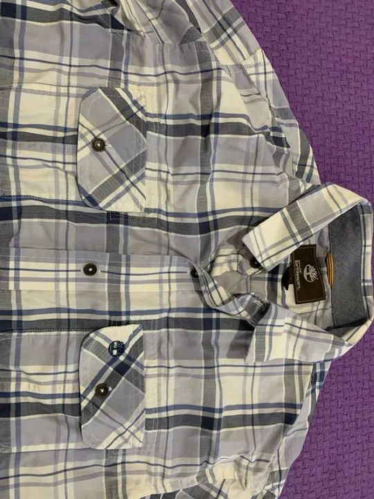 Camisa xadrez Timberland azul e branca