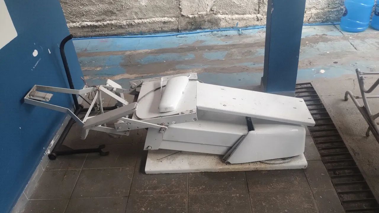 Cadeira de Dentista Usada  - Foto 3