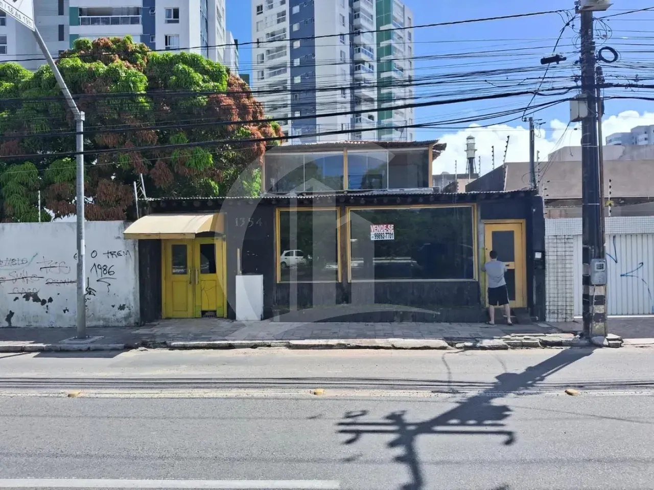 Ponto Comercial à Venda na Farolândia