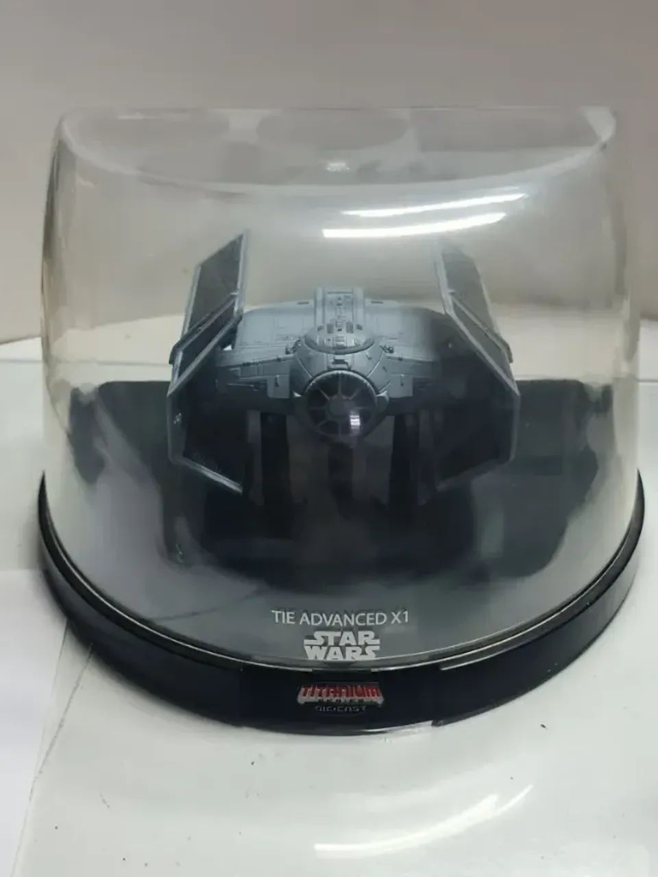 Darth Vader's, Tie Advanced, Titanium Séries, Die Cast. - Foto 2