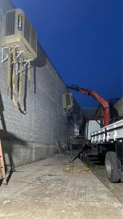 Caminhão Ford Cargo 1317e Munck - Foto 3