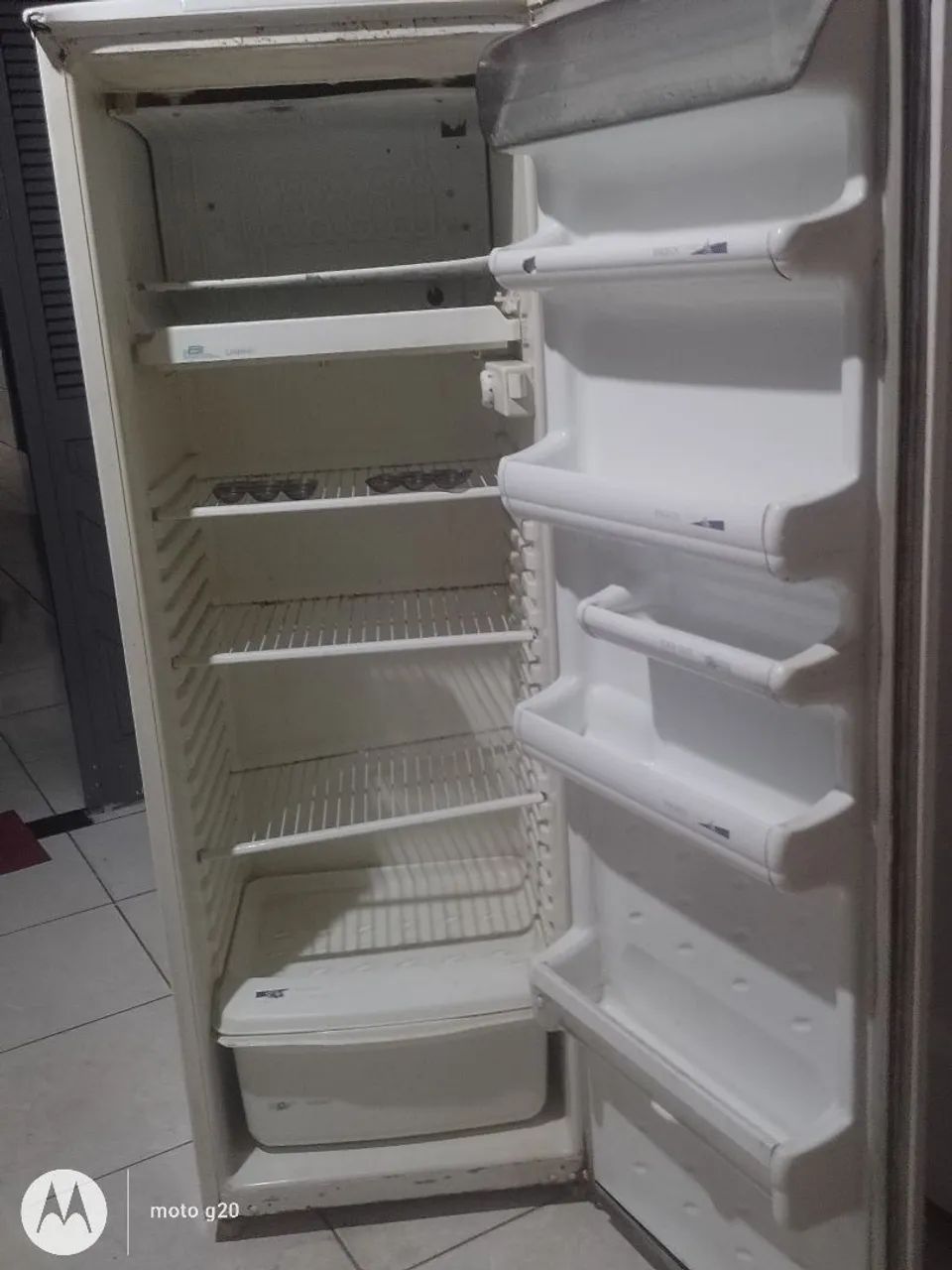 Vendo geladeira Consul foncionado normal  - Foto 2