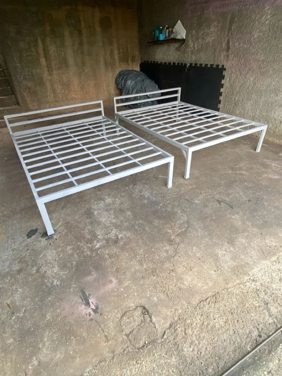 Cama de casal estilo industrial - Foto 2