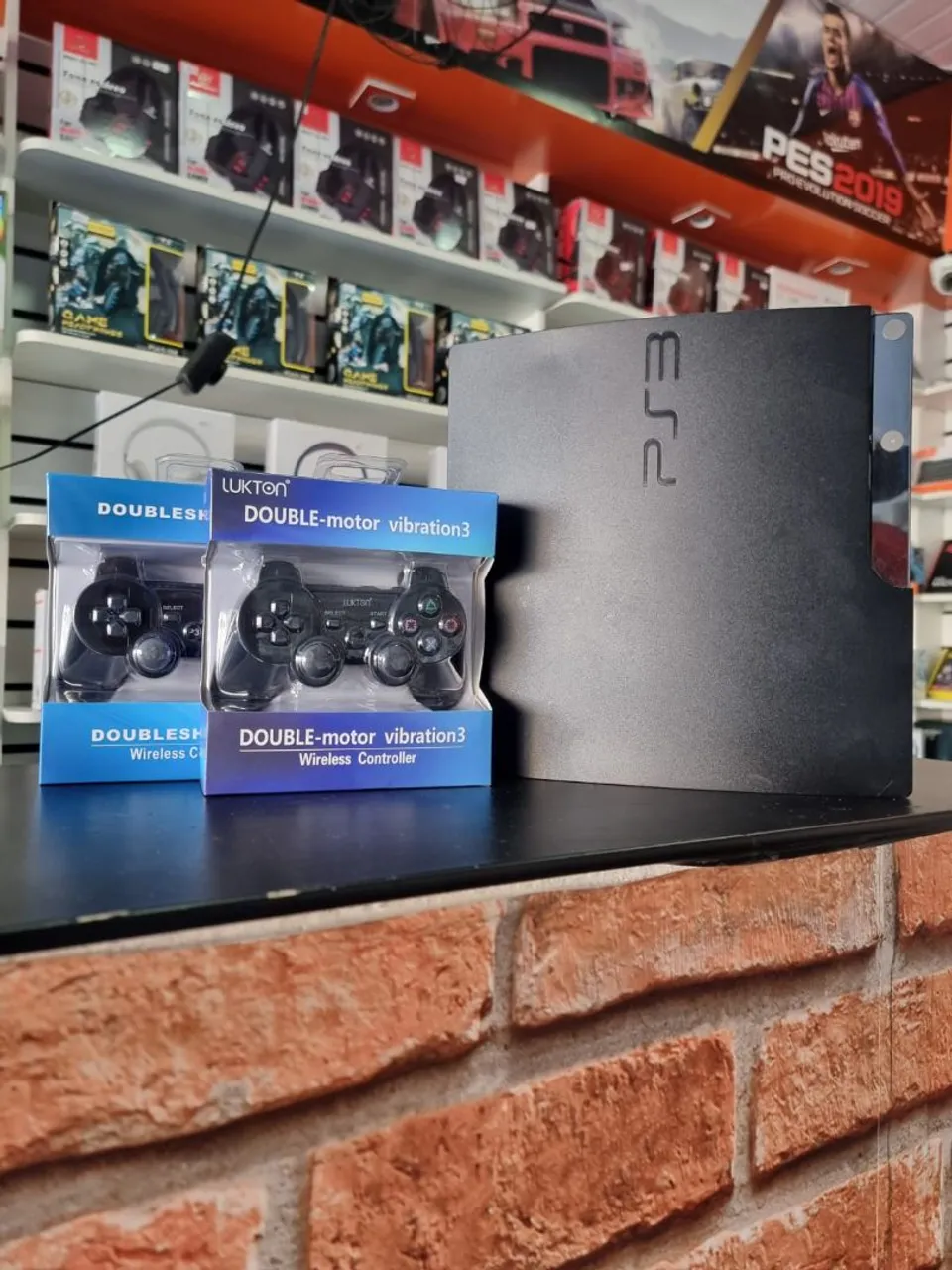 Playstation 3 (PS3) com 2 Controles e Jogos