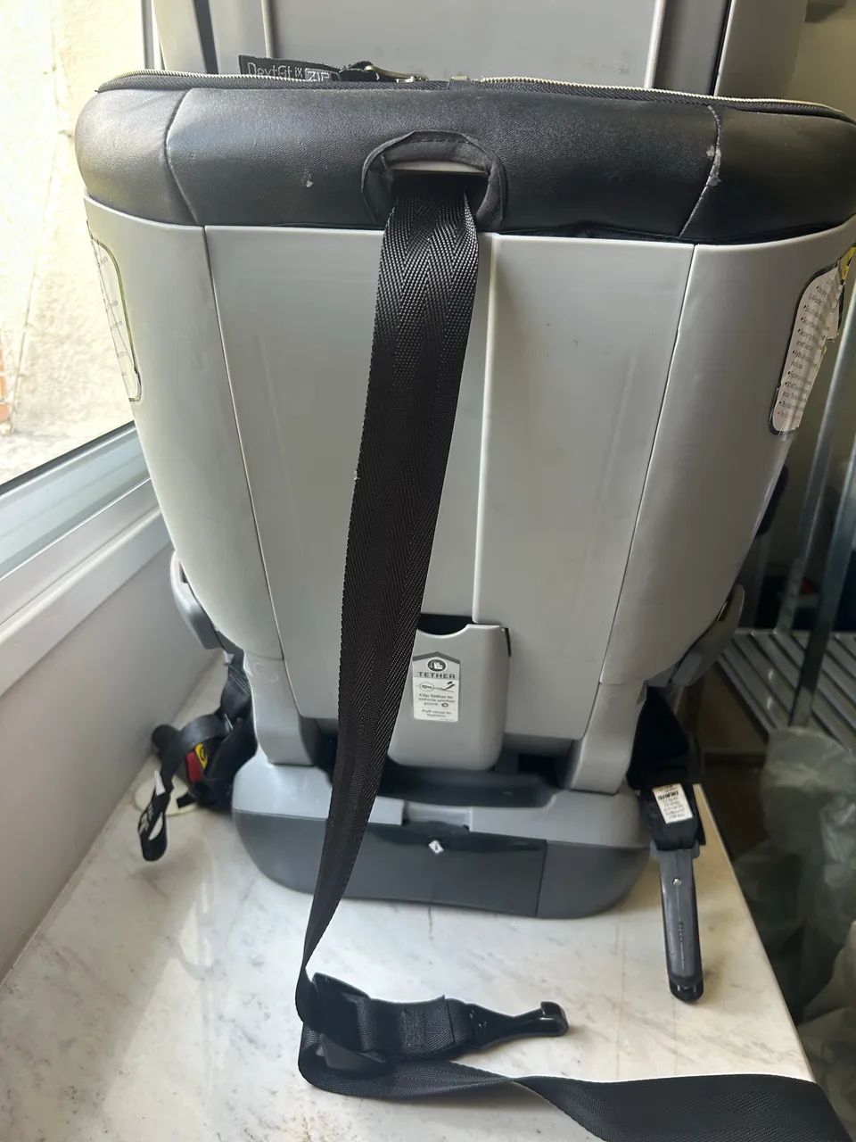 Cadeira infantil auto Chicco Nextfit zip de 2-30kg - Foto 4