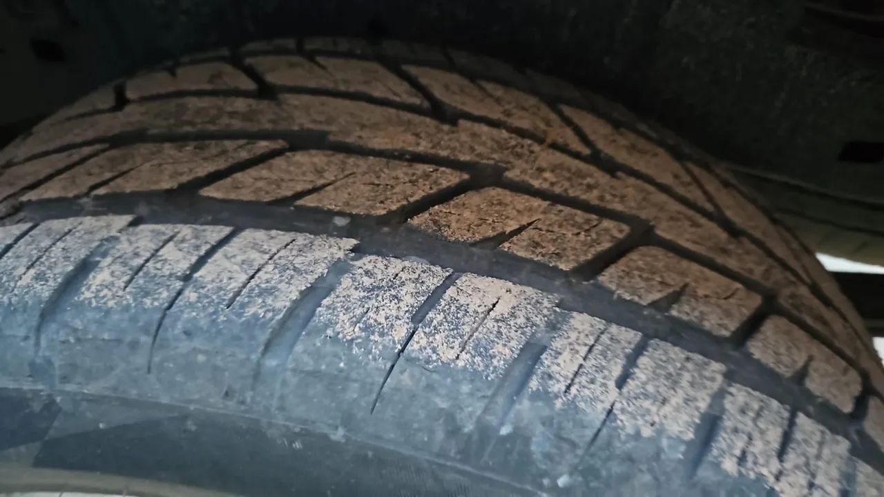 Vendo 4 pneus 265/50 Aro20 - Foto 3