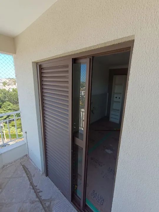 Porta e Janela de Alumínio com Grade de Segurança - Foto 3