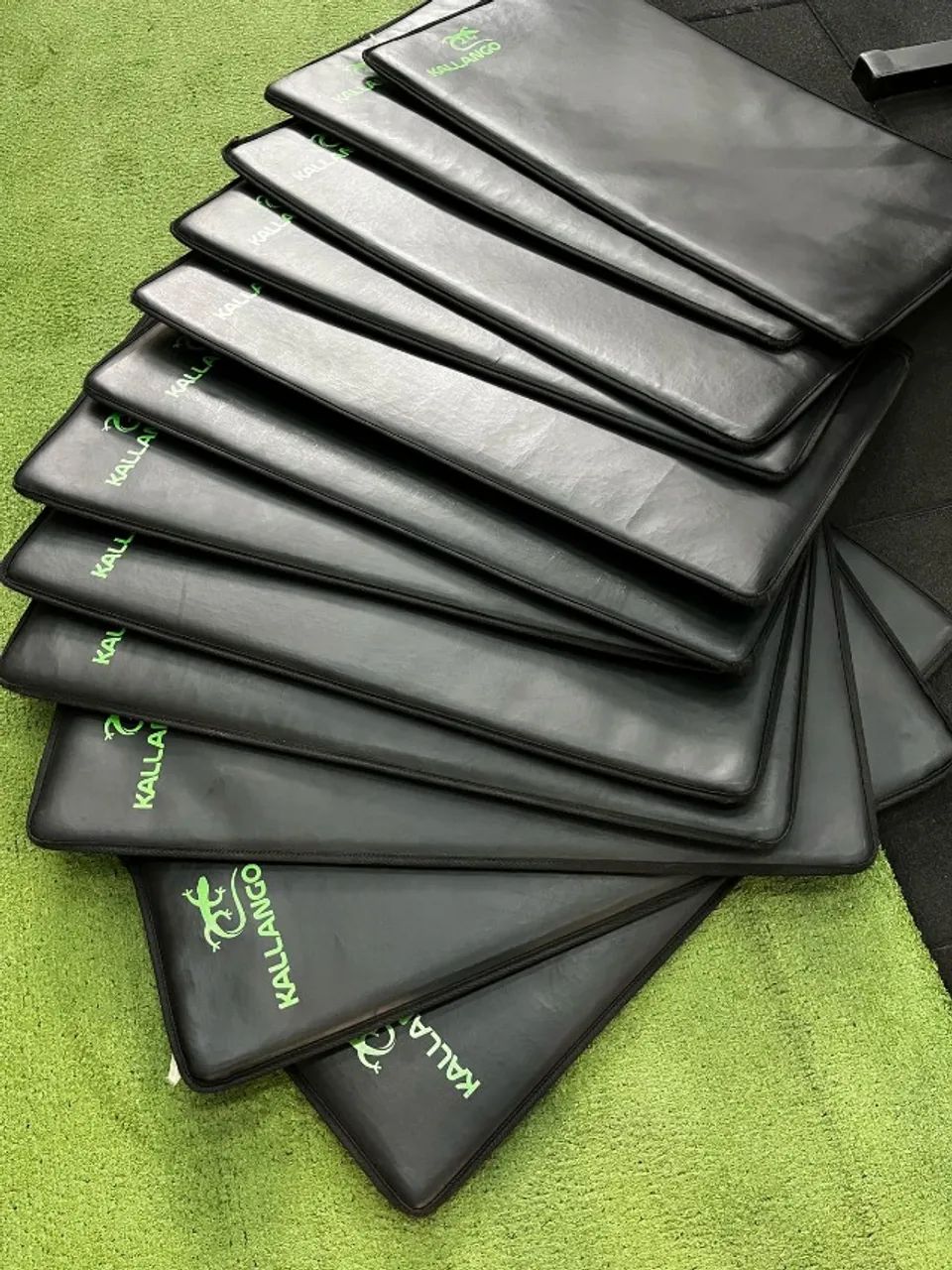 Colchonetes emborrachados kalango seminovos