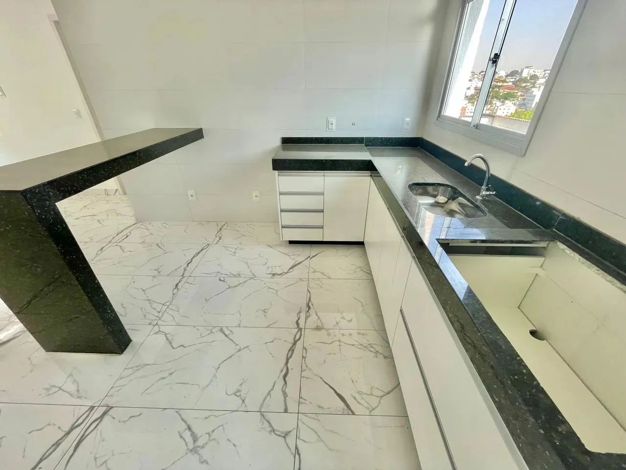 Apartamento para venda possui 90 metros quadrados com 3 quartos - Foto 3