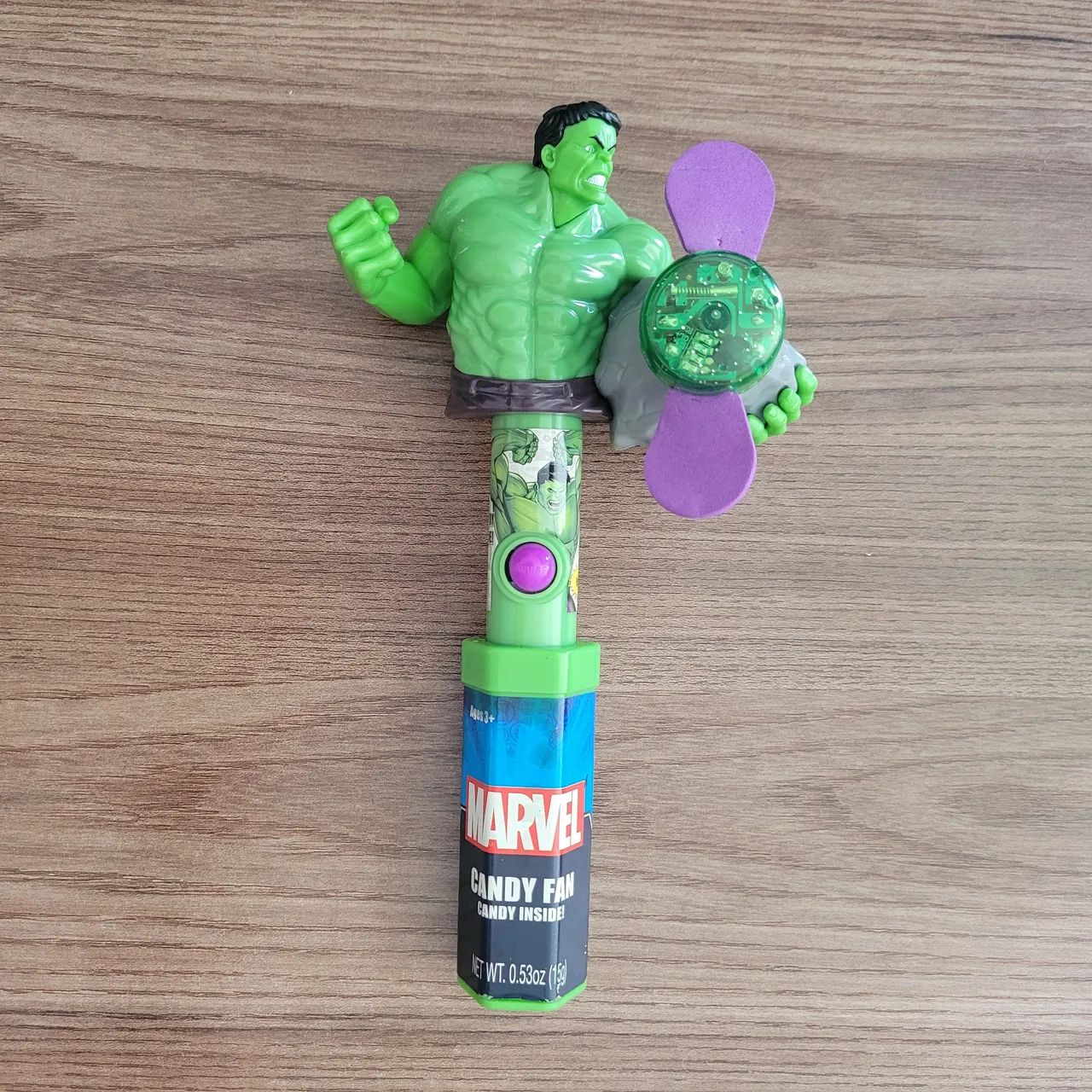 Hulk - Marvel Candy Fan / caixa de doces com ventilador portátil  - Foto 2